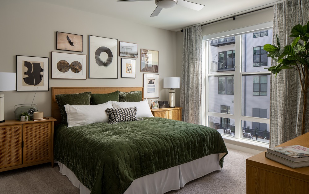 B6 - 2 bedroom floor plan layout with 2 bathrooms and 1167 square feet (Primary Bedroom, 3D)